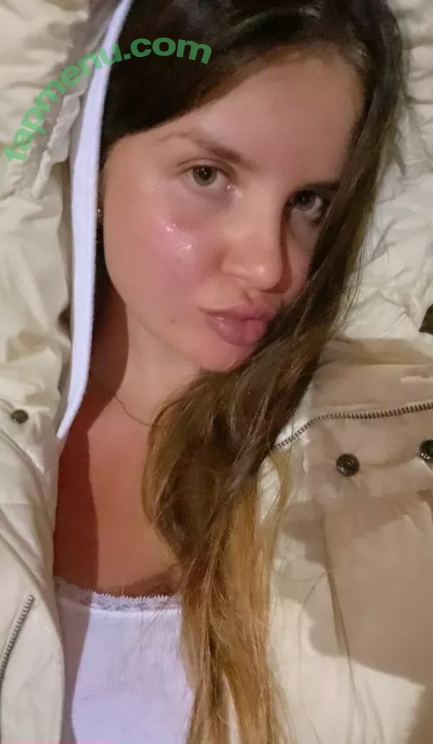 Elizabeth M nude photo #0449 (elizabethkm / elizabethnyk)