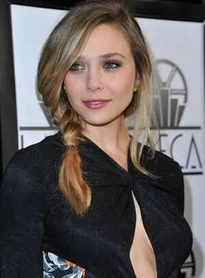 Elizabeth Olsen / elizabetholsendaily / lizabeth_olsen nude photo #1516