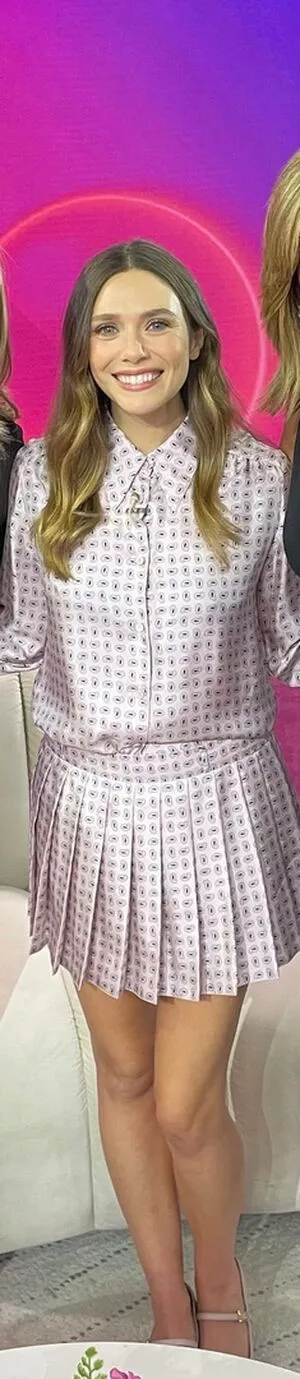 Elizabeth Olsen / elizabetholsendaily / lizabeth_olsen nude photo #1903