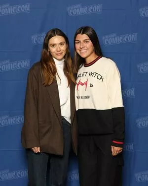 Elizabeth Olsen / elizabetholsendaily / lizabeth_olsen nude photo #1971