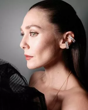 Elizabeth Olsen / elizabetholsendaily / lizabeth_olsen nude photo #1984