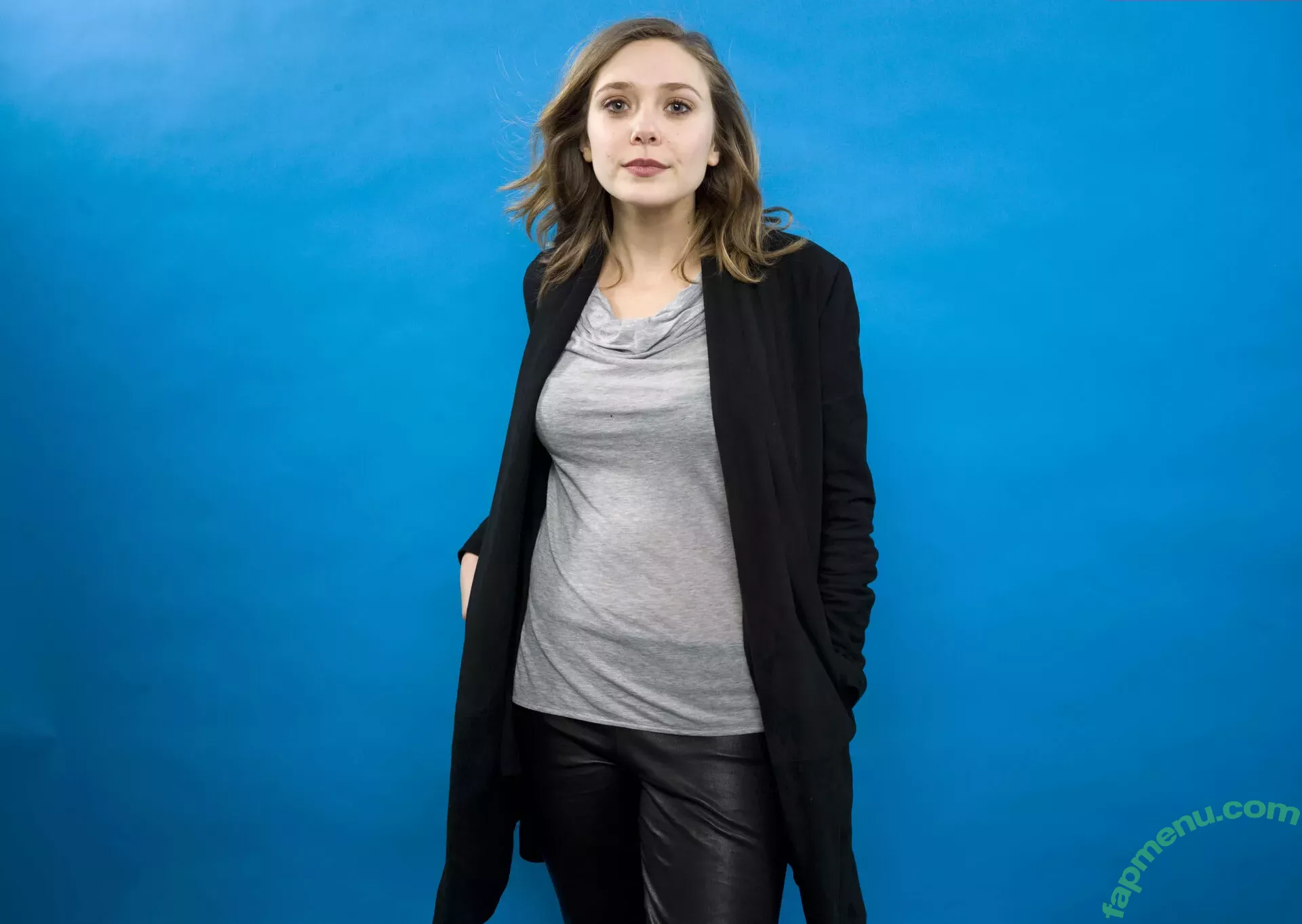 Elizabeth Olsen nude photo #1438 (elizabetholsendaily / lizabeth_olsen)