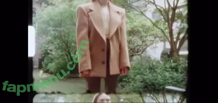 Elizabeth Olsen nude photo #1849 (elizabetholsendaily / lizabeth_olsen)