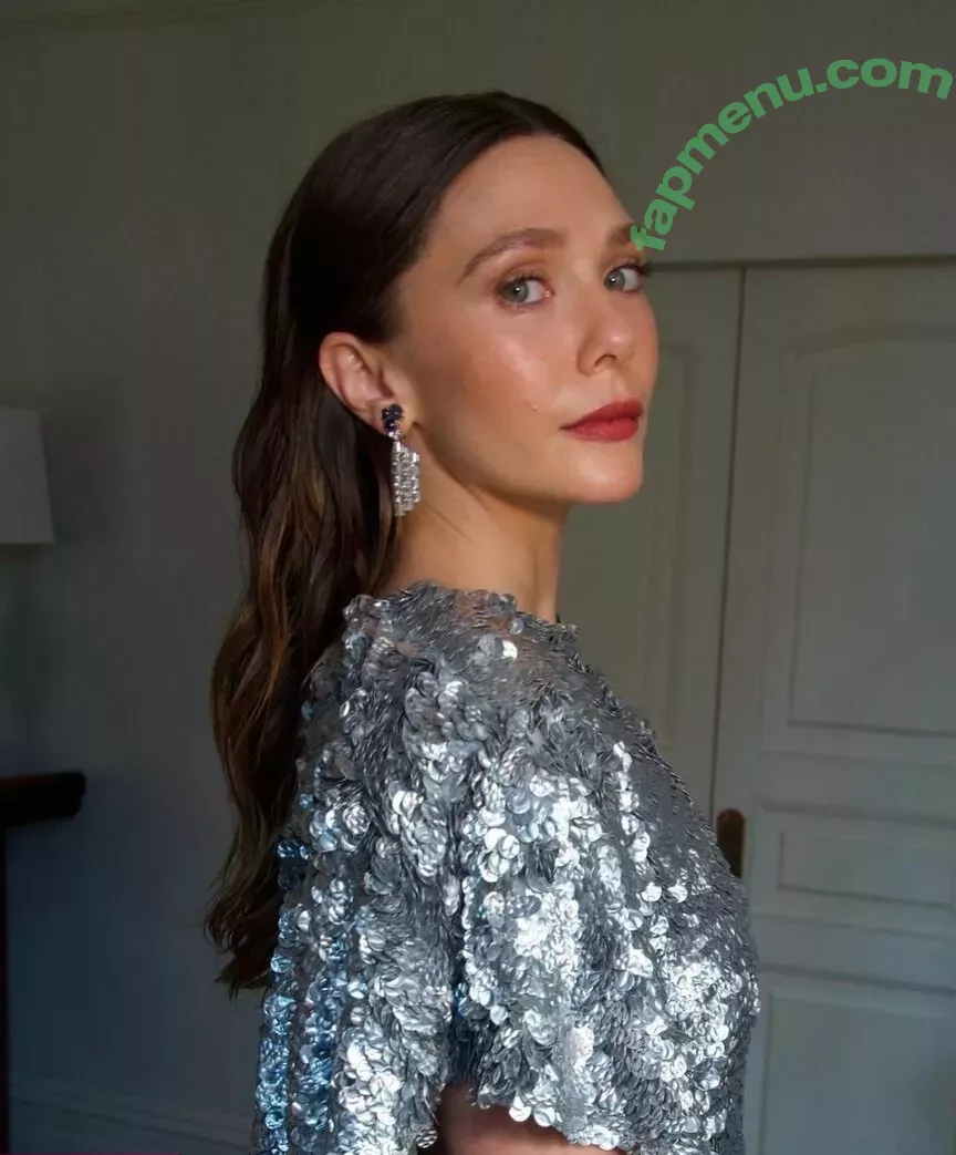 Elizabeth Olsen nude photo #1896 (elizabetholsendaily / lizabeth_olsen)