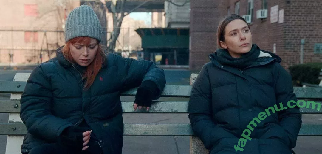 Elizabeth Olsen nude photo #1917 (elizabetholsendaily / lizabeth_olsen)