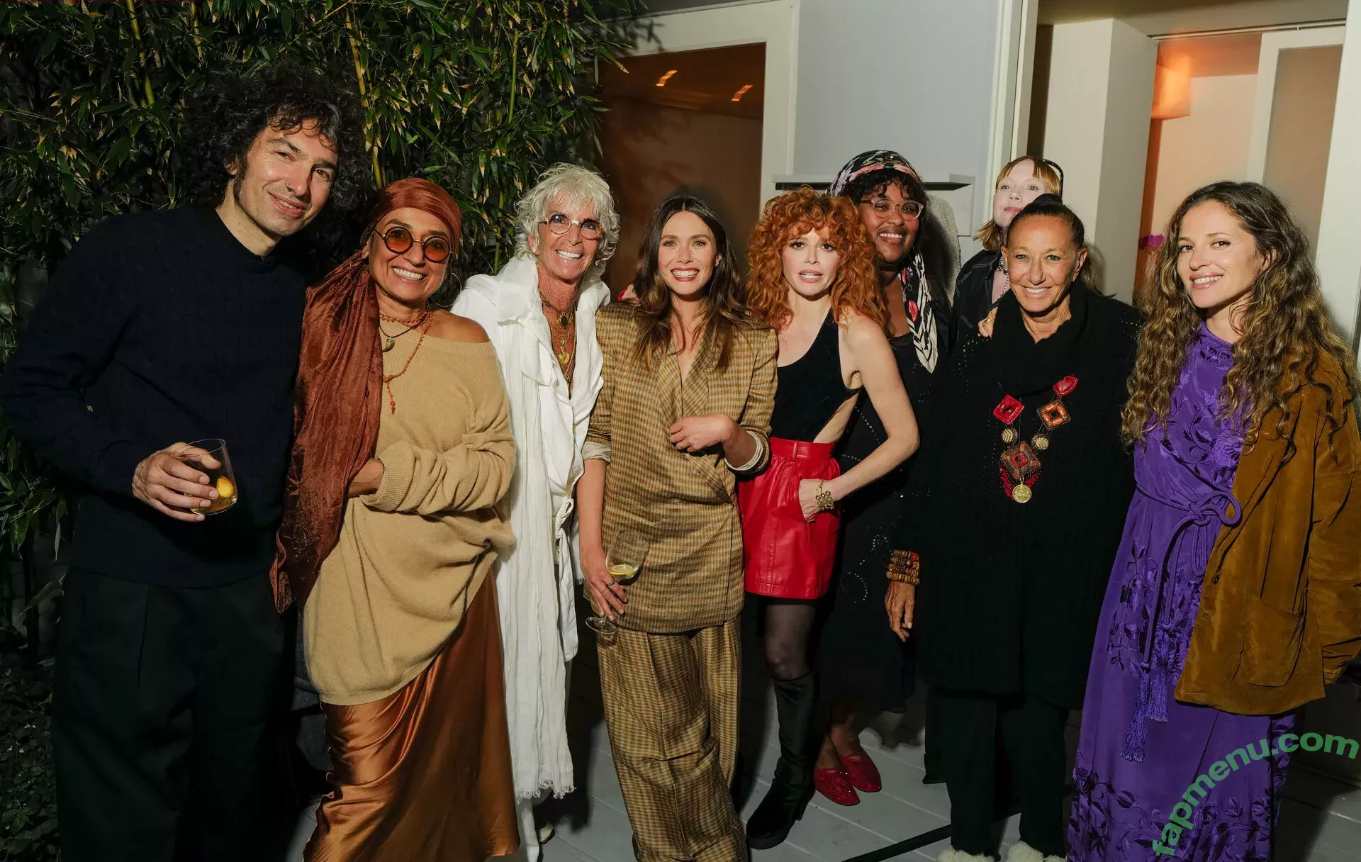 Elizabeth Olsen nude photo #1954 (elizabetholsendaily / lizabeth_olsen)