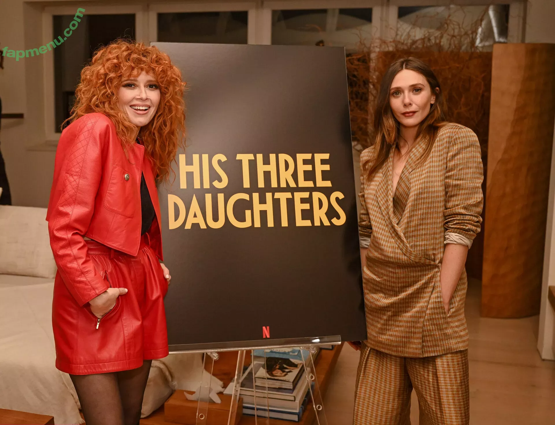 Elizabeth Olsen nude photo #1961 (elizabetholsendaily / lizabeth_olsen)