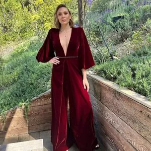 Elizabeth Olsen / elizabetholsendaily / lizabeth_olsen nude photo #2147