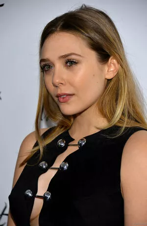 Elizabeth Olsen / elizabetholsendaily / lizabeth_olsen nude photo #2174