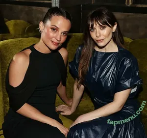 Elizabeth Olsen / elizabetholsendaily / lizabeth_olsen nude photo #2407