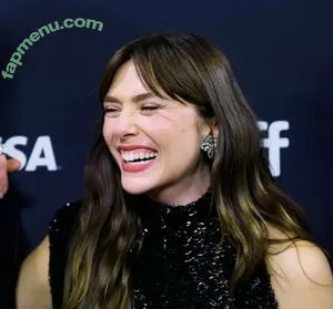 Elizabeth Olsen / elizabetholsendaily / lizabeth_olsen nude photo #2614