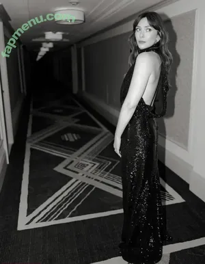 Elizabeth Olsen / elizabetholsendaily / lizabeth_olsen nude photo #2633