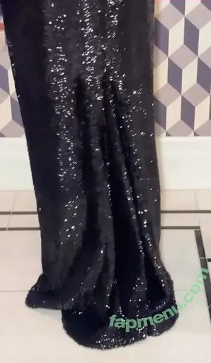 Elizabeth Olsen / elizabetholsendaily / lizabeth_olsen nude photo #2641