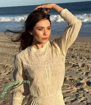 Elizabeth Olsen / elizabetholsendaily / lizabeth_olsen nude photo #2699