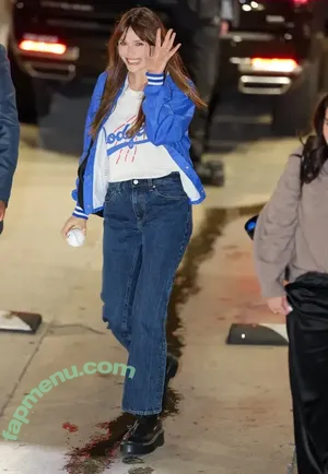 Elizabeth Olsen / elizabetholsendaily / lizabeth_olsen nude photo #2730