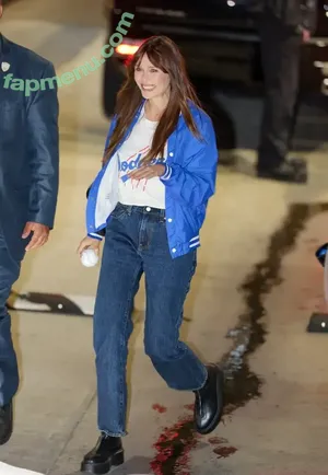 Elizabeth Olsen / elizabetholsendaily / lizabeth_olsen nude photo #2732