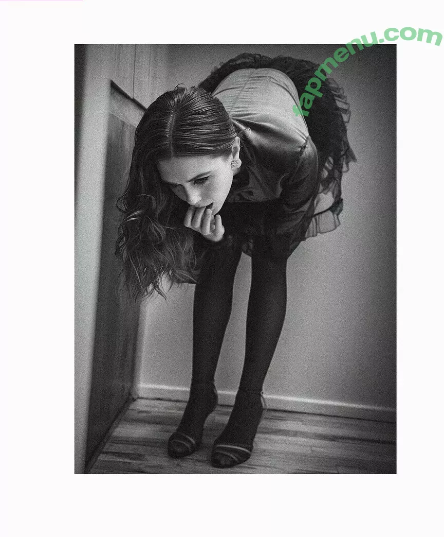 Elizabeth Olsen nude photo #2000 (elizabetholsendaily / lizabeth_olsen)