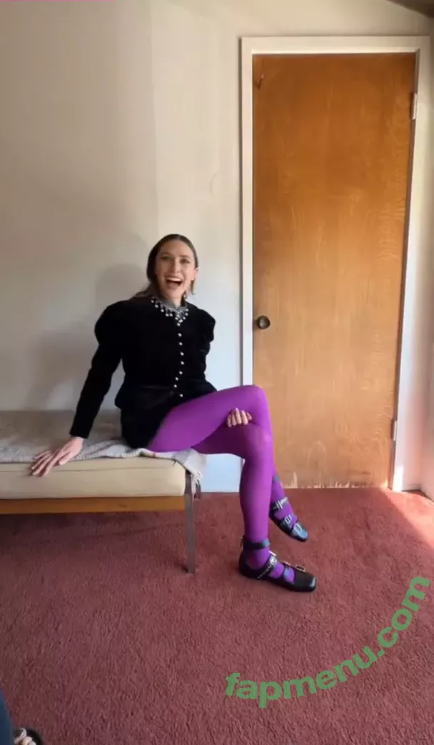 Elizabeth Olsen nude photo #2017 (elizabetholsendaily / lizabeth_olsen)