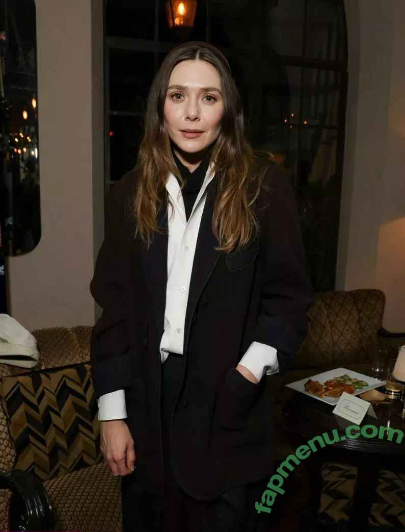 Elizabeth Olsen nude photo #2024 (elizabetholsendaily / lizabeth_olsen)