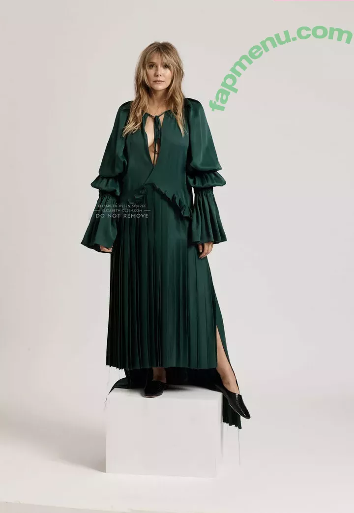 Elizabeth Olsen nude photo #2114 (elizabetholsendaily / lizabeth_olsen)