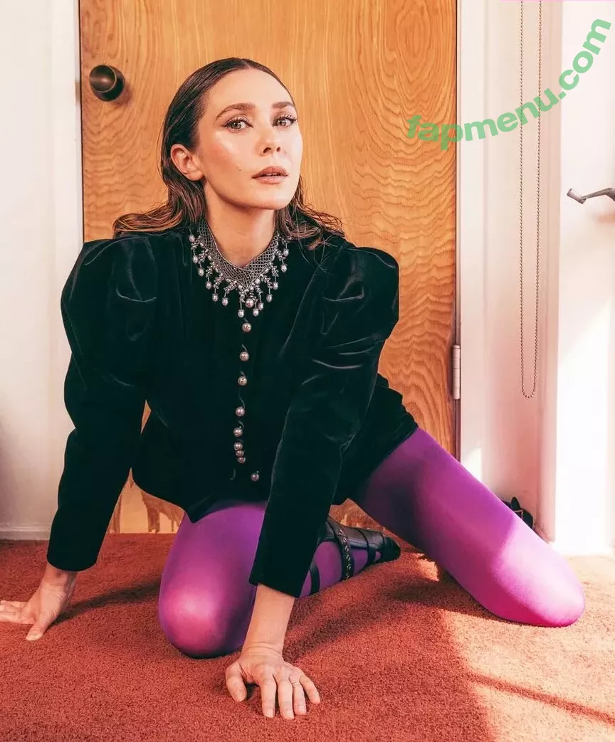 Elizabeth Olsen nude photo #2115 (elizabetholsendaily / lizabeth_olsen)