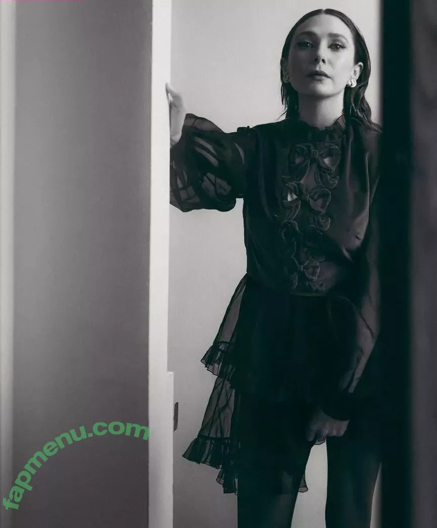 Elizabeth Olsen nude photo #2116 (elizabetholsendaily / lizabeth_olsen)