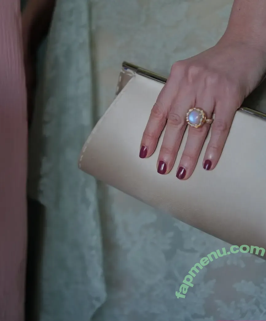 Elizabeth Olsen nude photo #2308 (elizabetholsendaily / lizabeth_olsen)