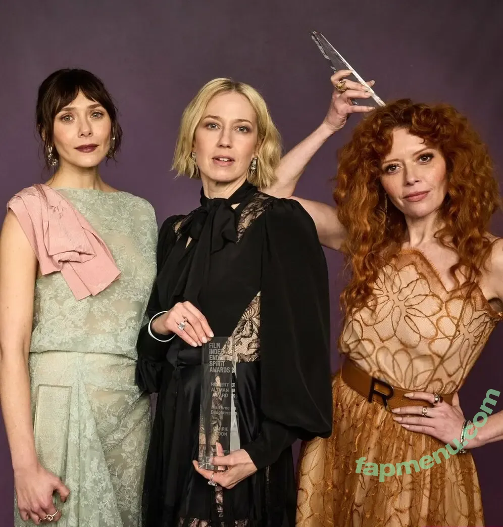 Elizabeth Olsen nude photo #2309 (elizabetholsendaily / lizabeth_olsen)