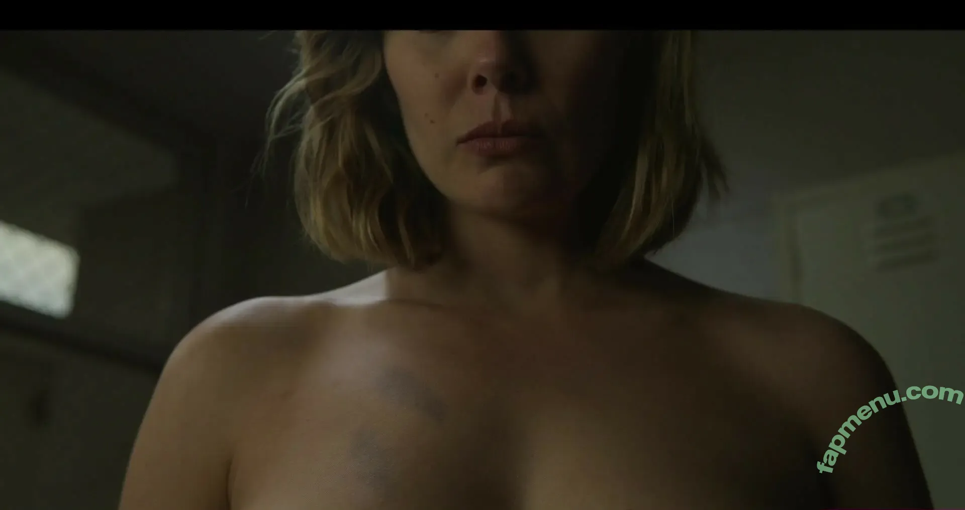 Elizabeth Olsen nude photo #2363 (elizabetholsendaily / lizabeth_olsen)