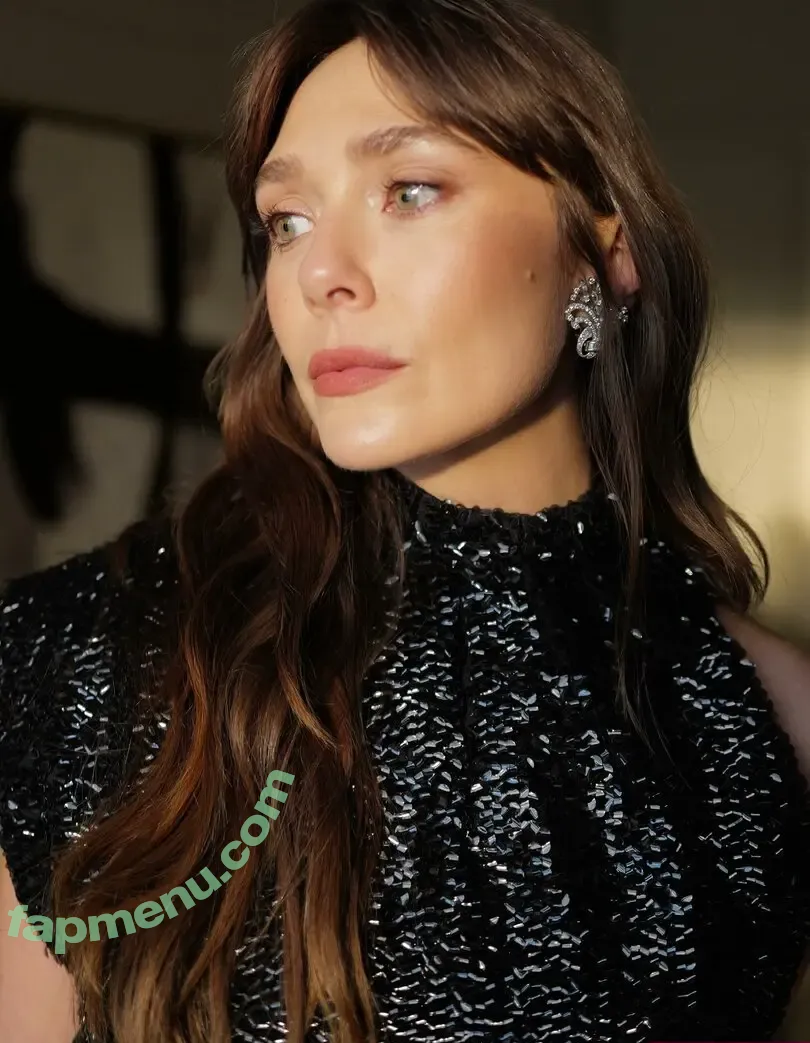 Elizabeth Olsen nude photo #2618 (elizabetholsendaily / lizabeth_olsen)