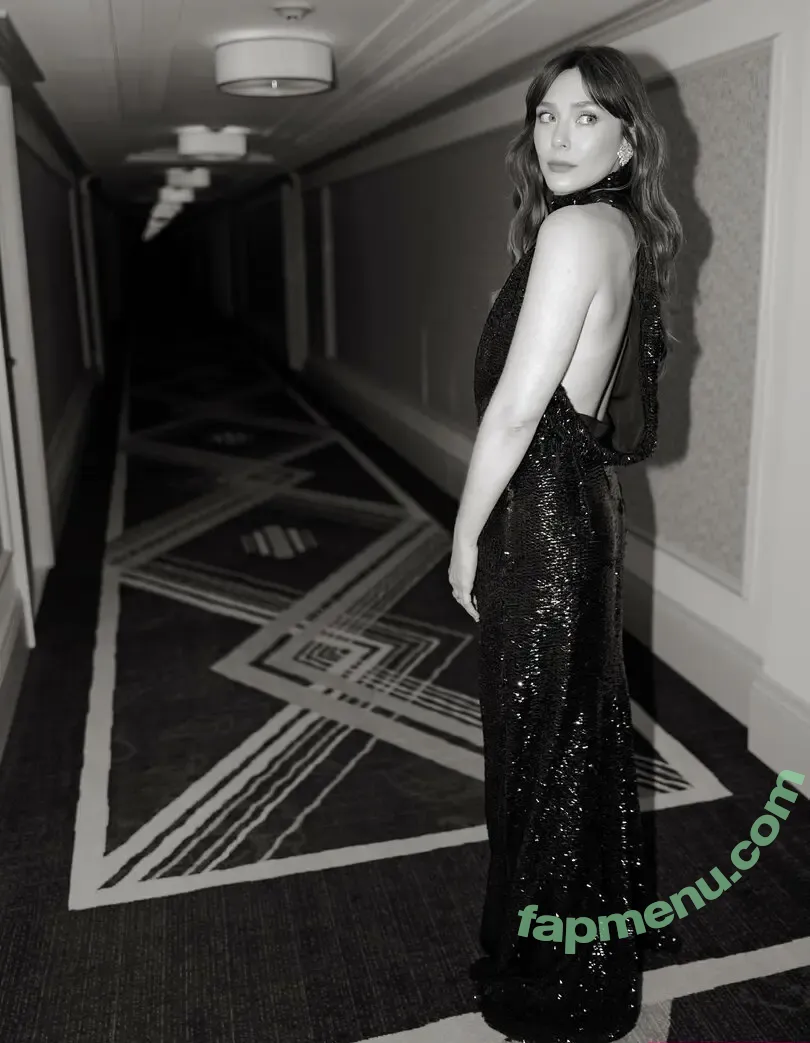 Elizabeth Olsen nude photo #2619 (elizabetholsendaily / lizabeth_olsen)