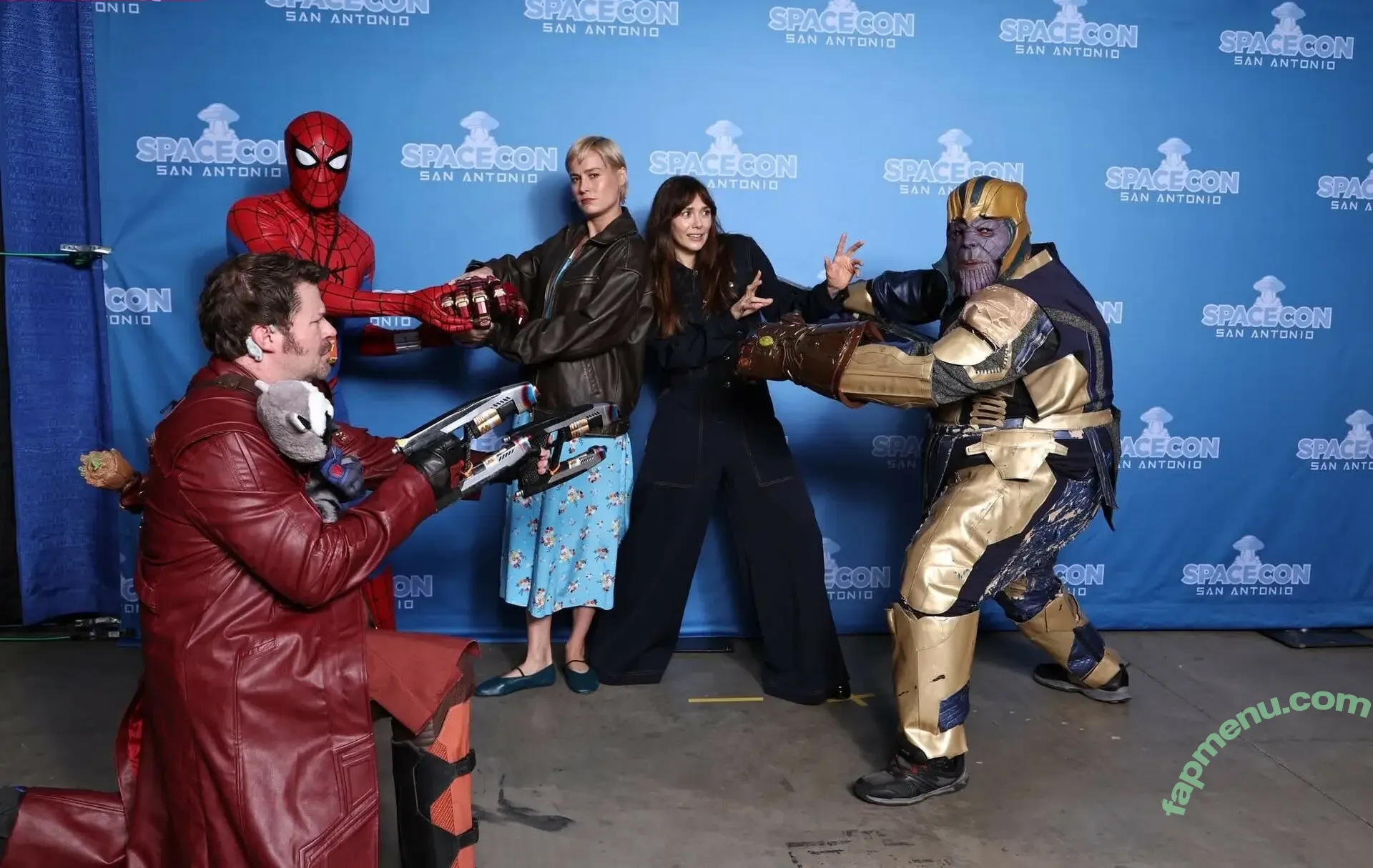 Elizabeth Olsen nude photo #2713 (elizabetholsendaily / lizabeth_olsen)