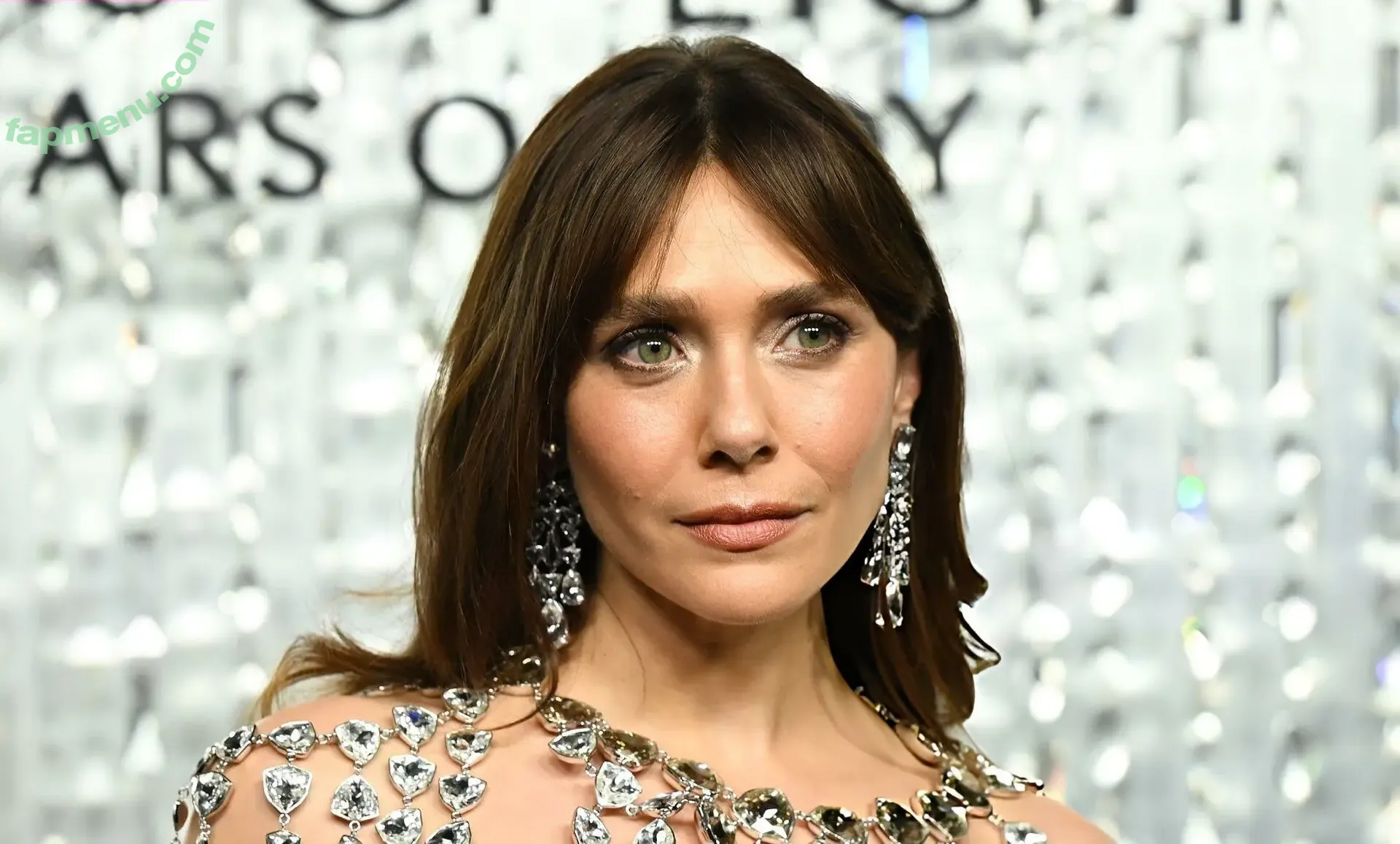 Elizabeth Olsen nude photo #2714 (elizabetholsendaily / lizabeth_olsen)