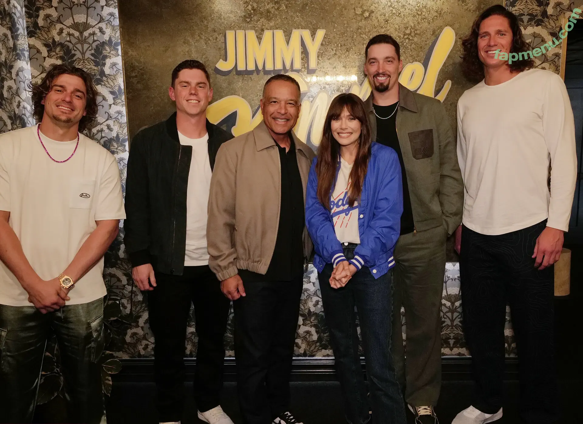 Elizabeth Olsen nude photo #2741 (elizabetholsendaily / lizabeth_olsen)