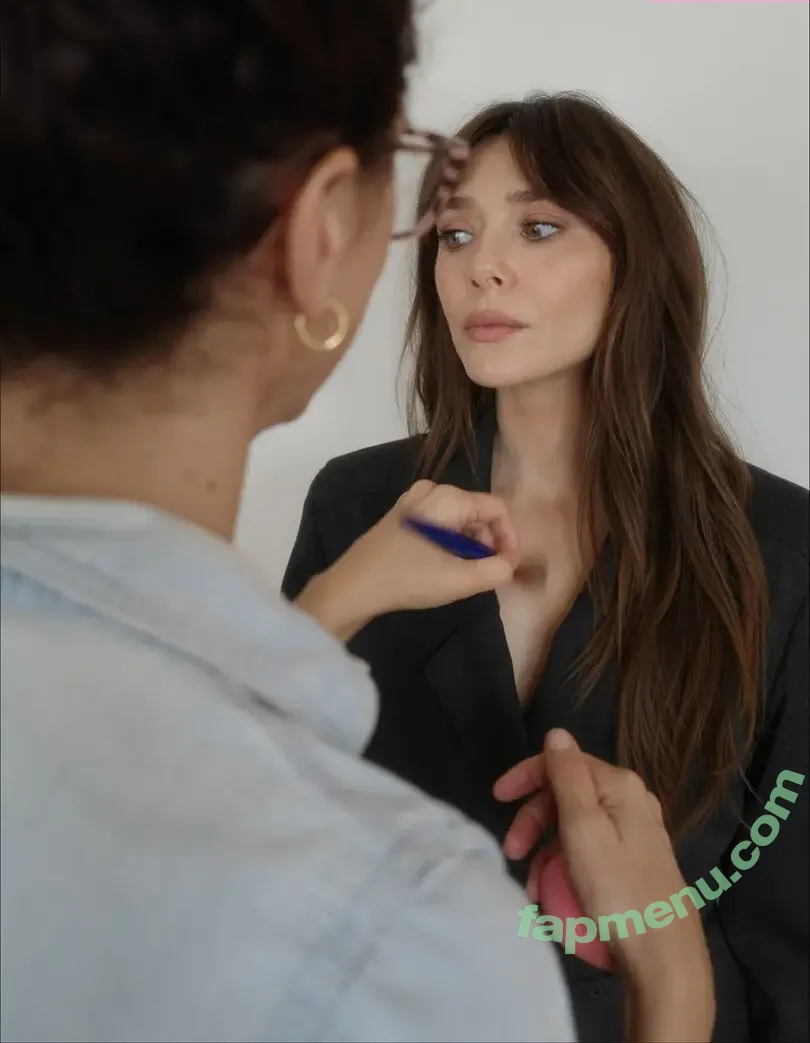 Elizabeth Olsen nude photo #2824 (elizabetholsendaily / lizabeth_olsen)