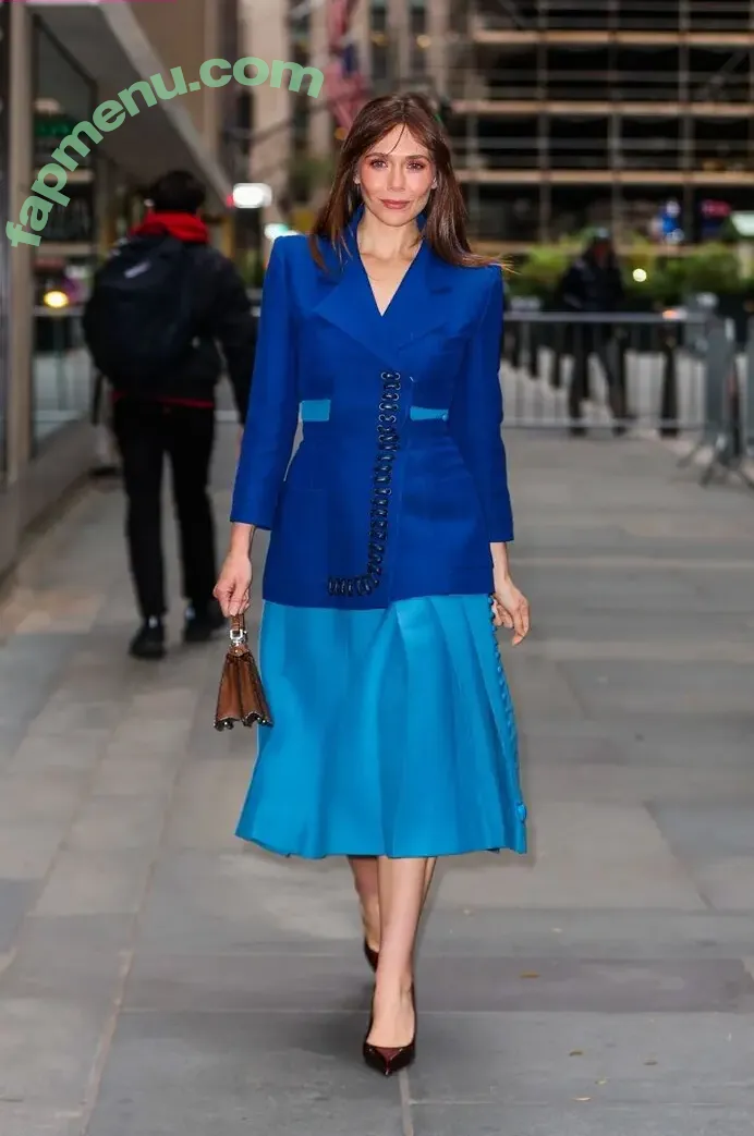 Elizabeth Olsen nude photo #2839 (elizabetholsendaily / lizabeth_olsen)