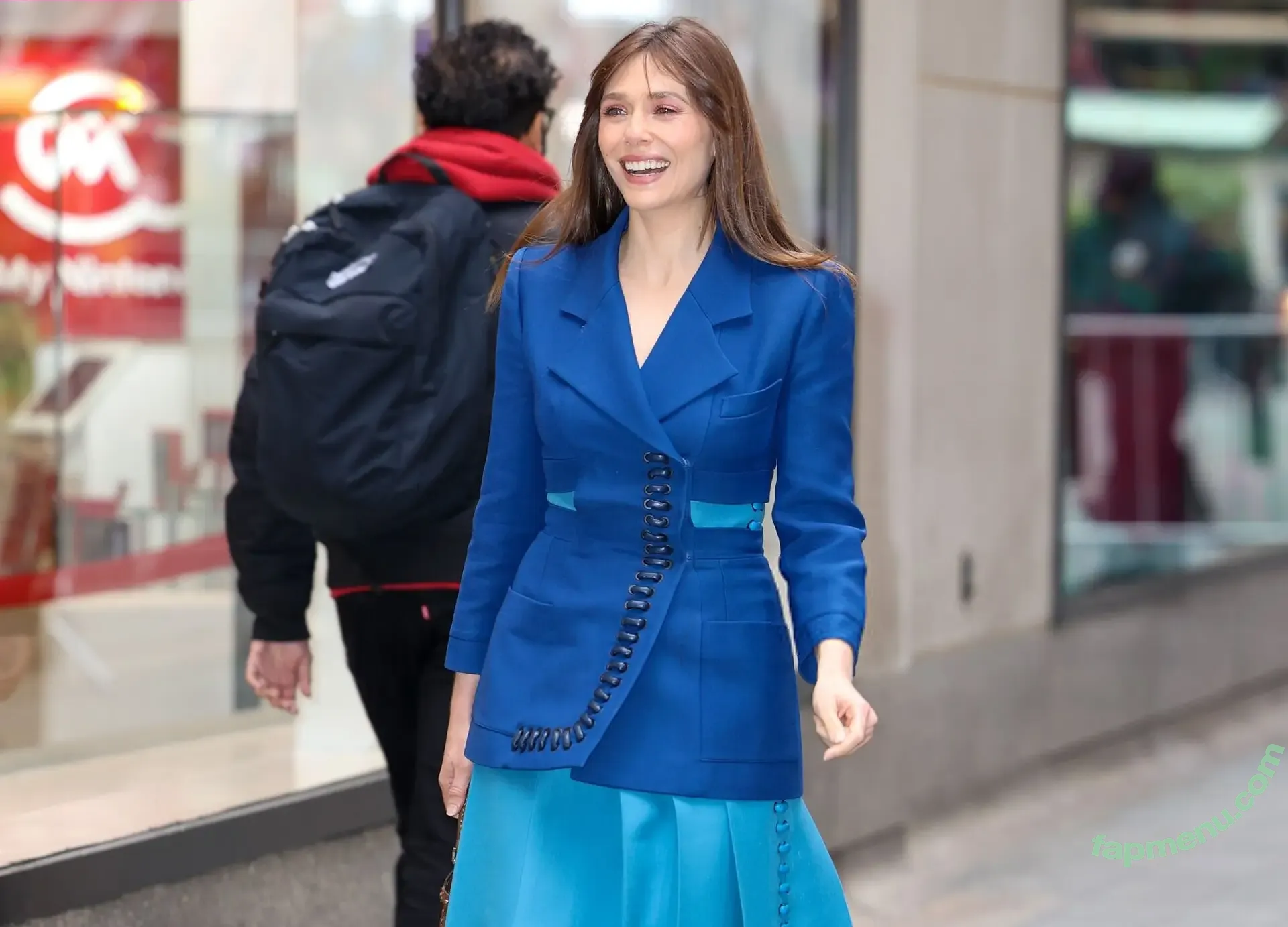 Elizabeth Olsen nude photo #2843 (elizabetholsendaily / lizabeth_olsen)