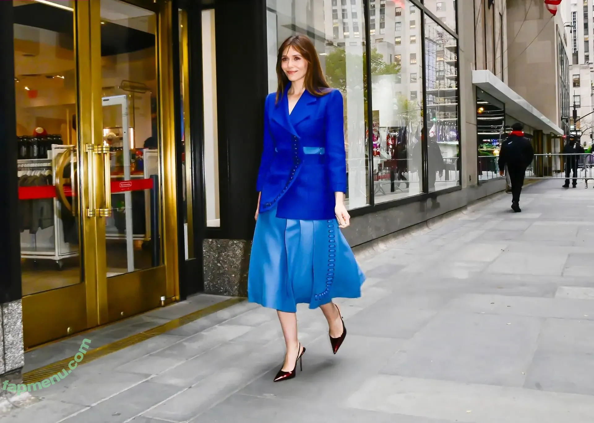 Elizabeth Olsen nude photo #2858 (elizabetholsendaily / lizabeth_olsen)