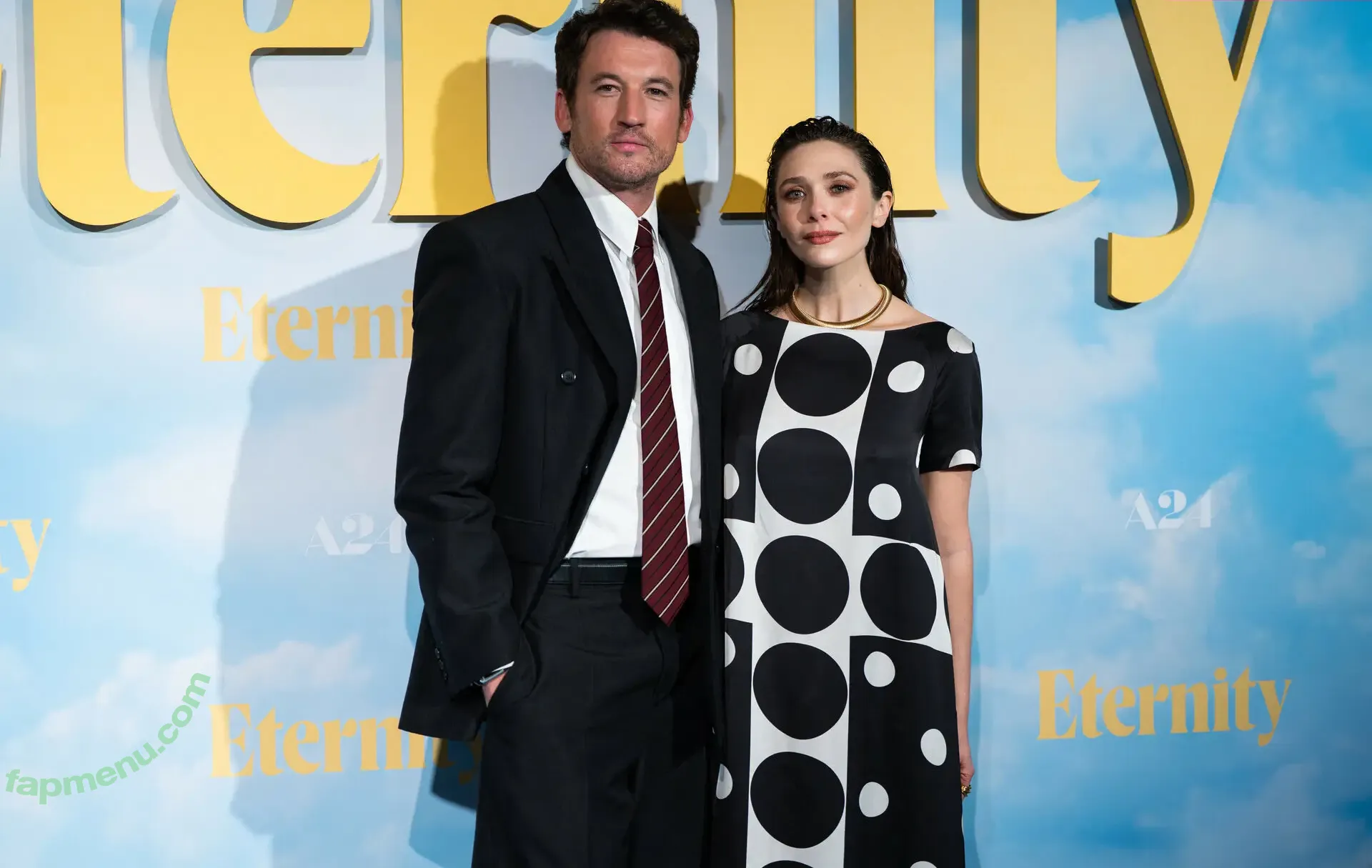 Elizabeth Olsen nude photo #2928 (elizabetholsendaily / lizabeth_olsen)