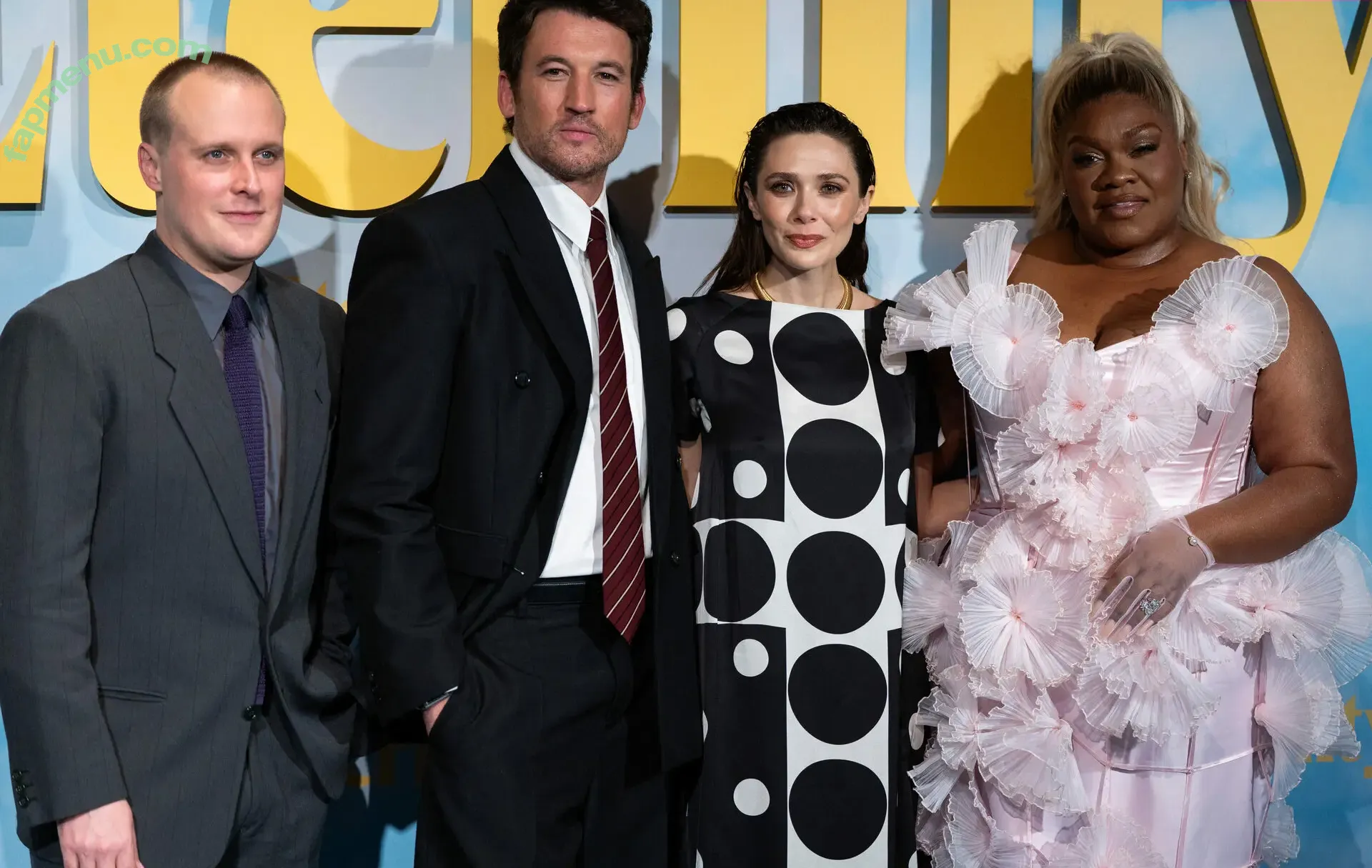 Elizabeth Olsen nude photo #2931 (elizabetholsendaily / lizabeth_olsen)