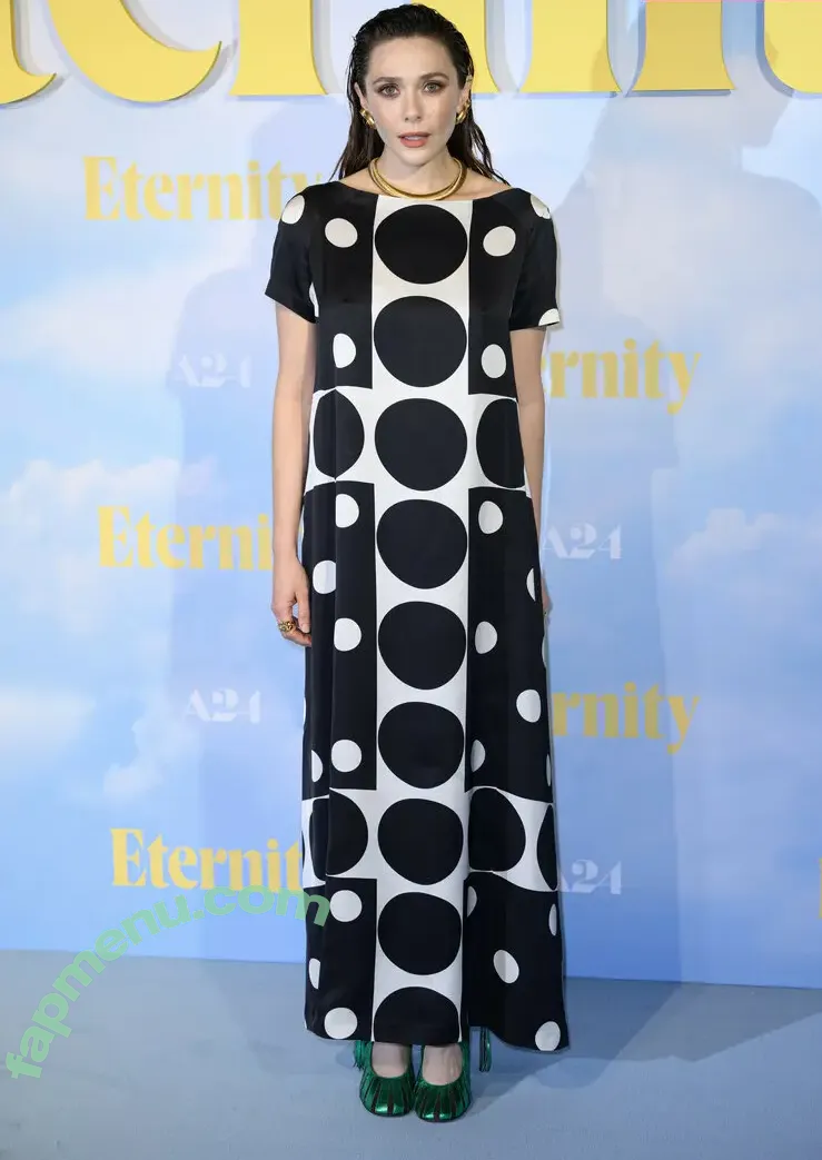 Elizabeth Olsen nude photo #2938 (elizabetholsendaily / lizabeth_olsen)