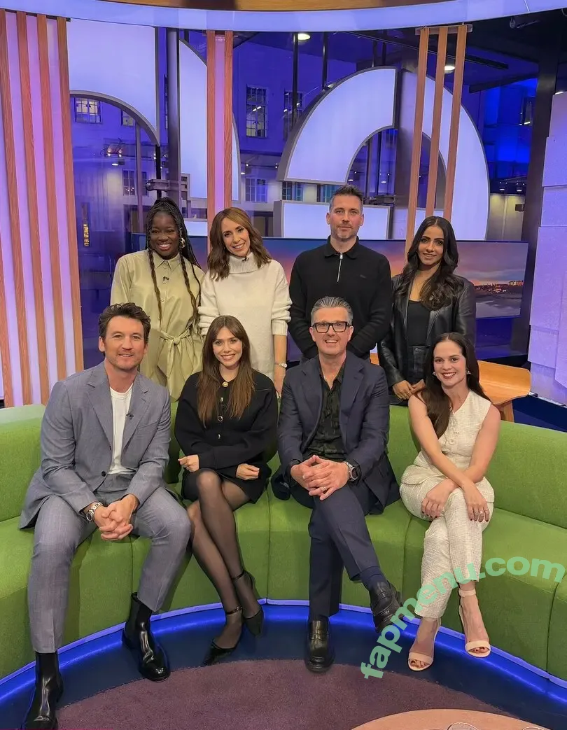 Elizabeth Olsen nude photo #2942 (elizabetholsendaily / lizabeth_olsen)