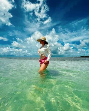 Elizabeth Ostrander / elizabetho / elizabethoceans nude photo #0065