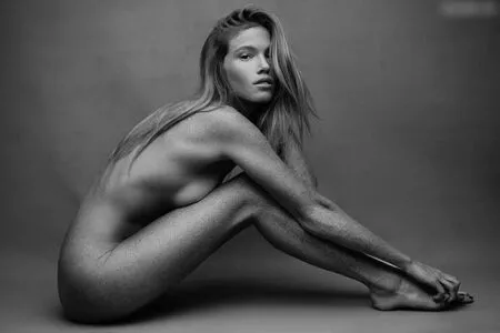 Elizabeth Ostrander / elizabetho / elizabethoceans nude photo #0955