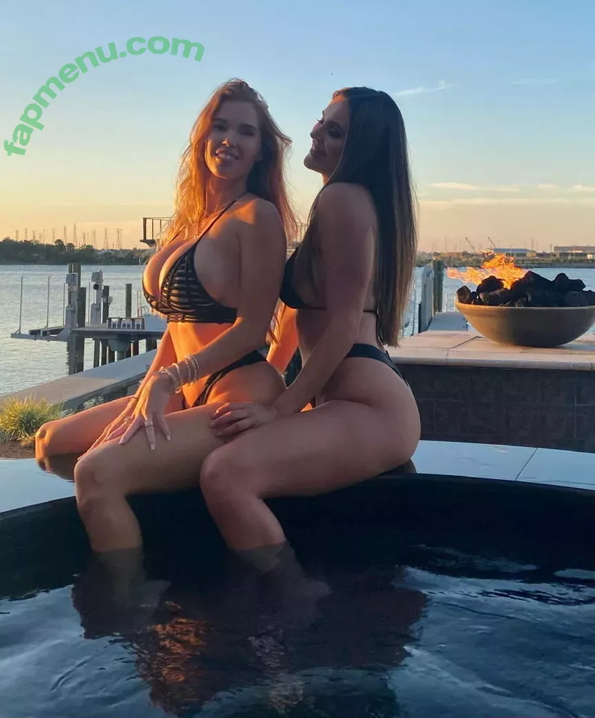 Elizabeth Ostrander nude photo #0235 (elizabetho / elizabethoceans)