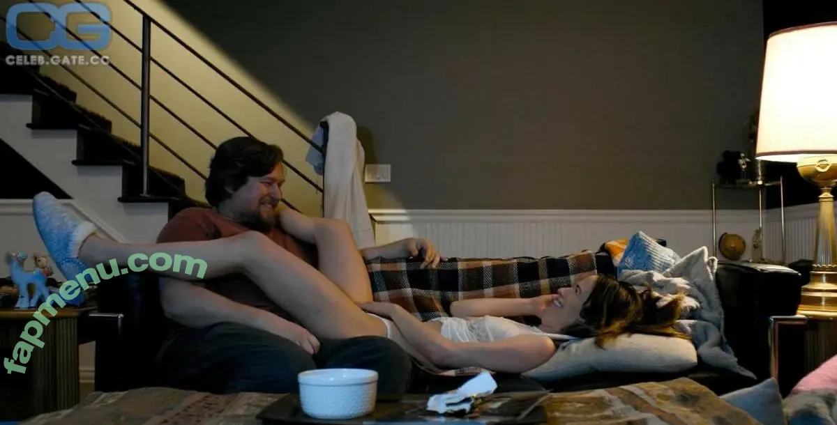 Elizabeth Reaser nude photo #0023 (elizabethreaser)