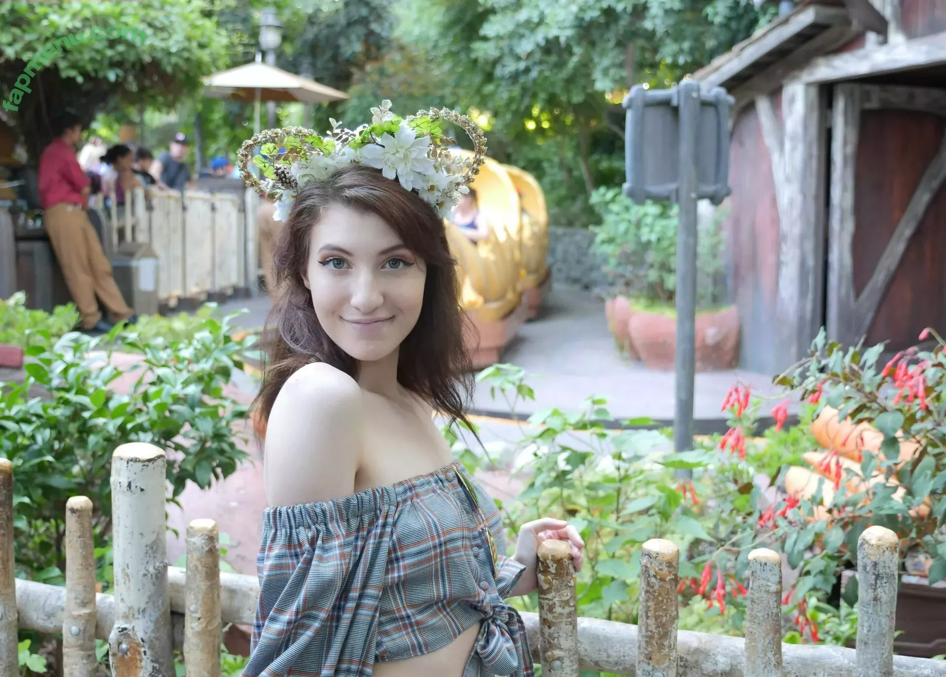 Elizabeth Reed nude photo #0901 (KawaiiiKitten / KawaiiiKitty / elizabethreed / hi_its_elizabeth_reed)