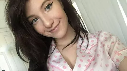 Elizabeth Reed / KawaiiiKitten / KawaiiiKitty / elizabethreed / hi_its_elizabeth_reed nude photo #1138