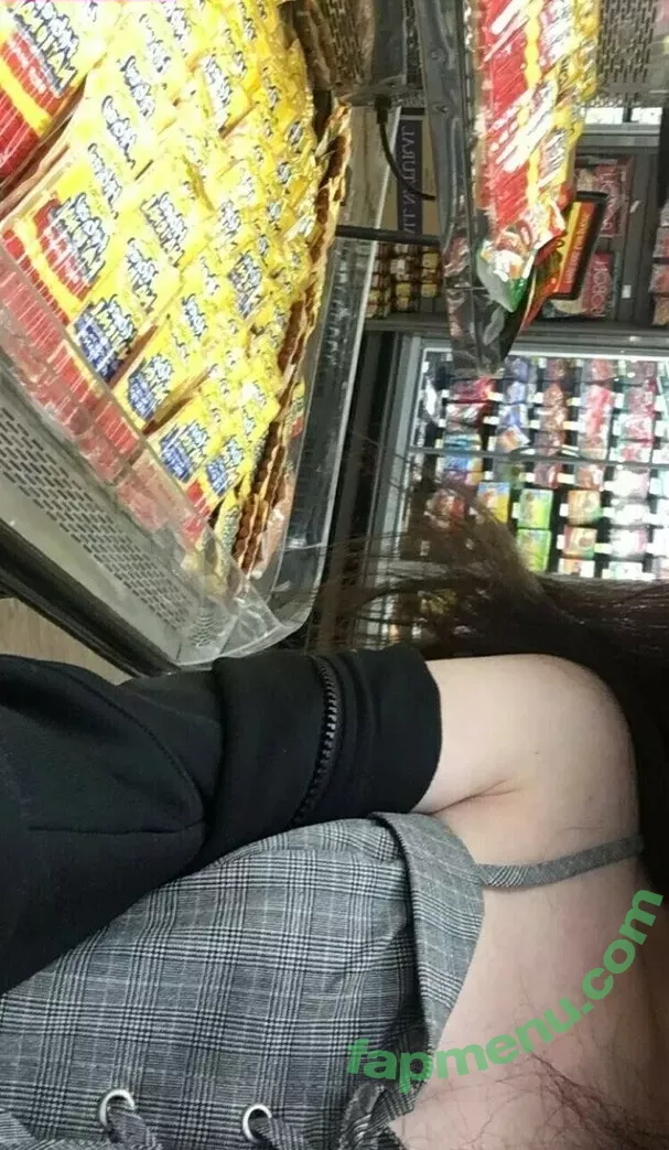 Elizabeth Reed nude photo #1153 (KawaiiiKitten / KawaiiiKitty / elizabethreed / hi_its_elizabeth_reed)