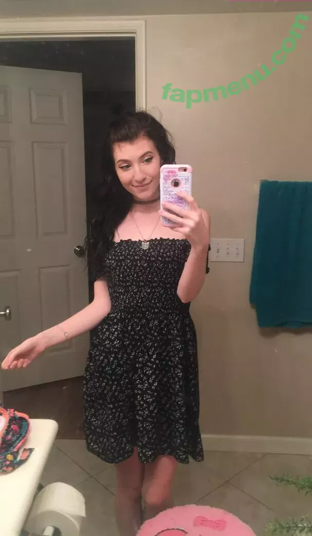 Elizabeth Reed nude photo #1189 (KawaiiiKitten / KawaiiiKitty / elizabethreed / hi_its_elizabeth_reed)